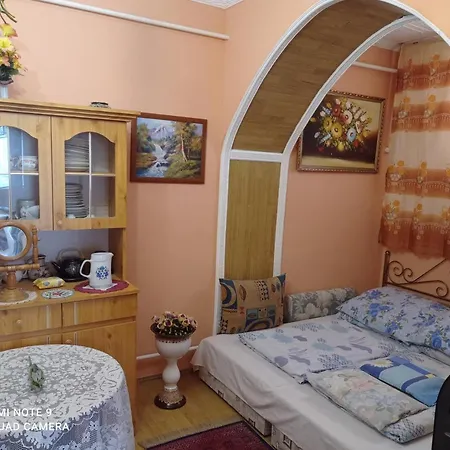 Olga Vendeghaz Apartment *